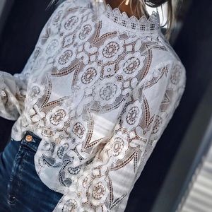 Zara Lace puff sleeve blouse